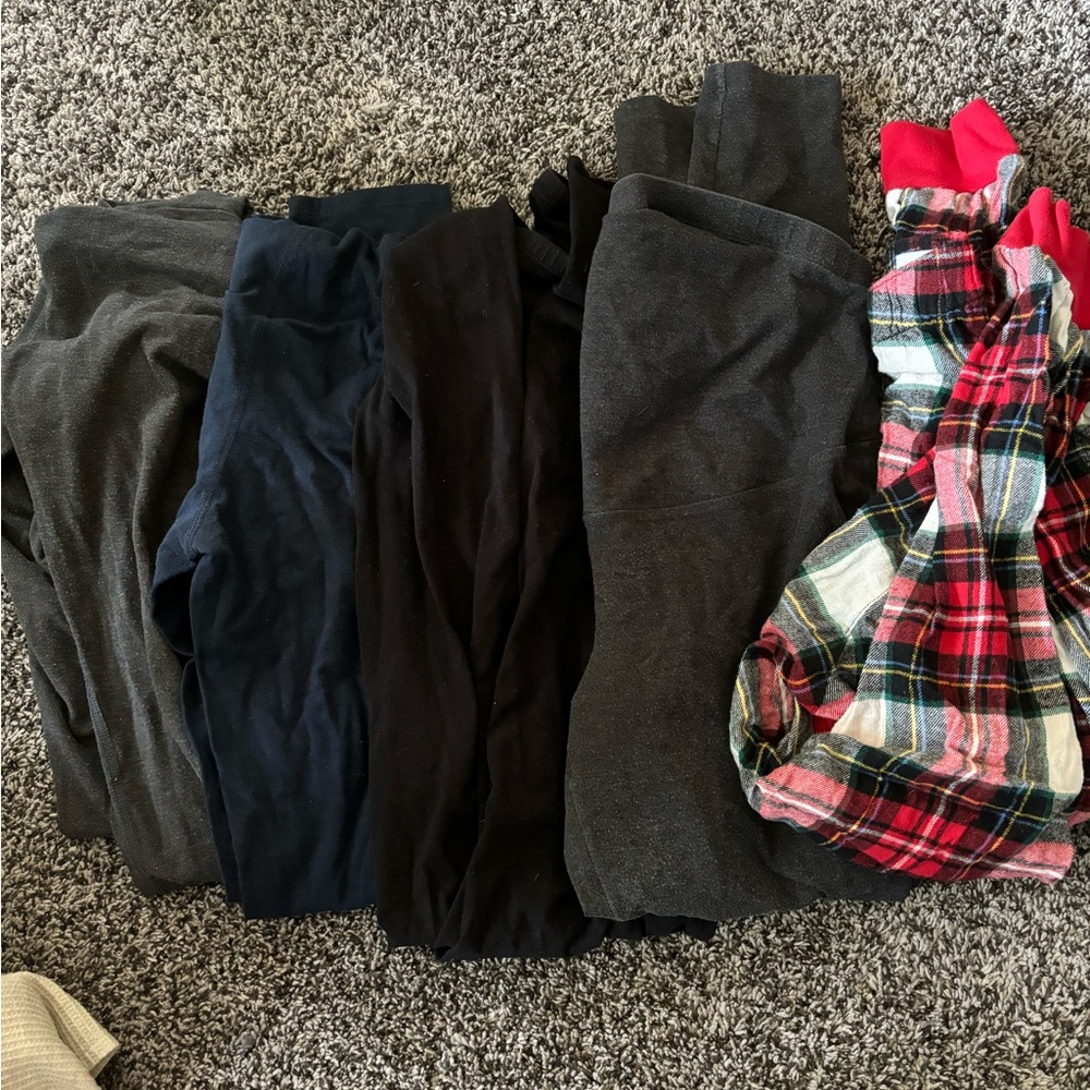Maternity leggings bundle